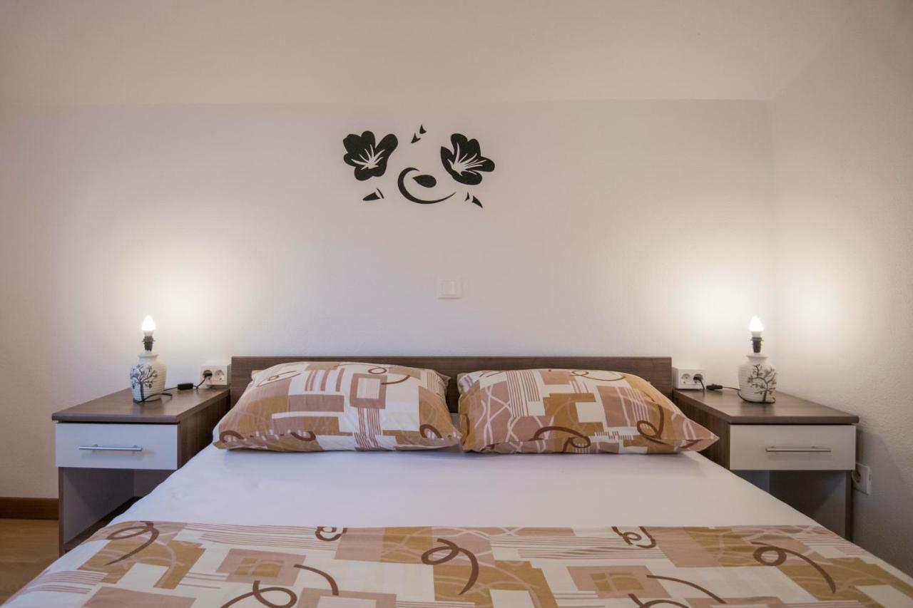 Katarina Apartmani Podstrana Esterno foto