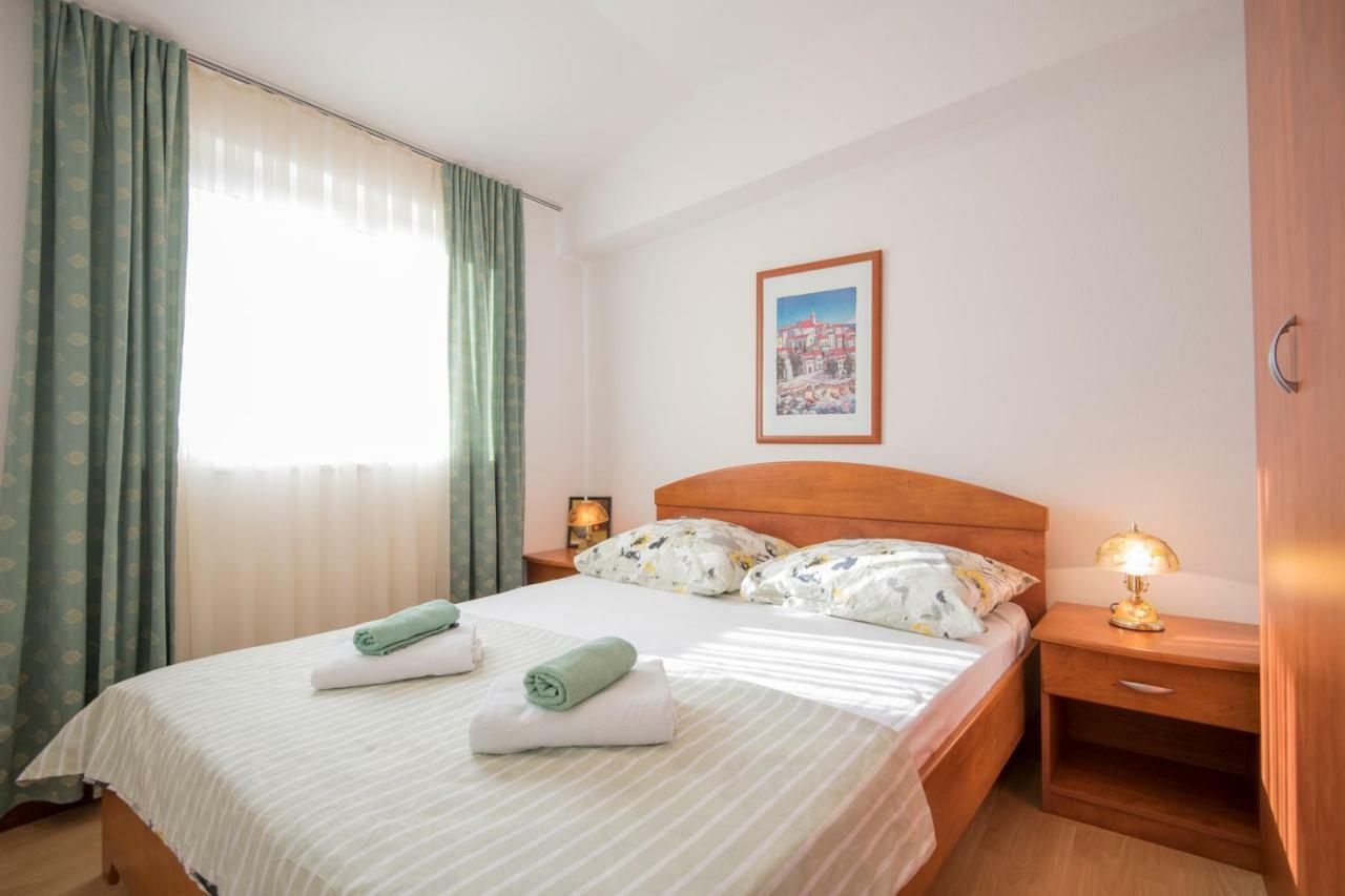 Katarina Apartmani Podstrana Esterno foto